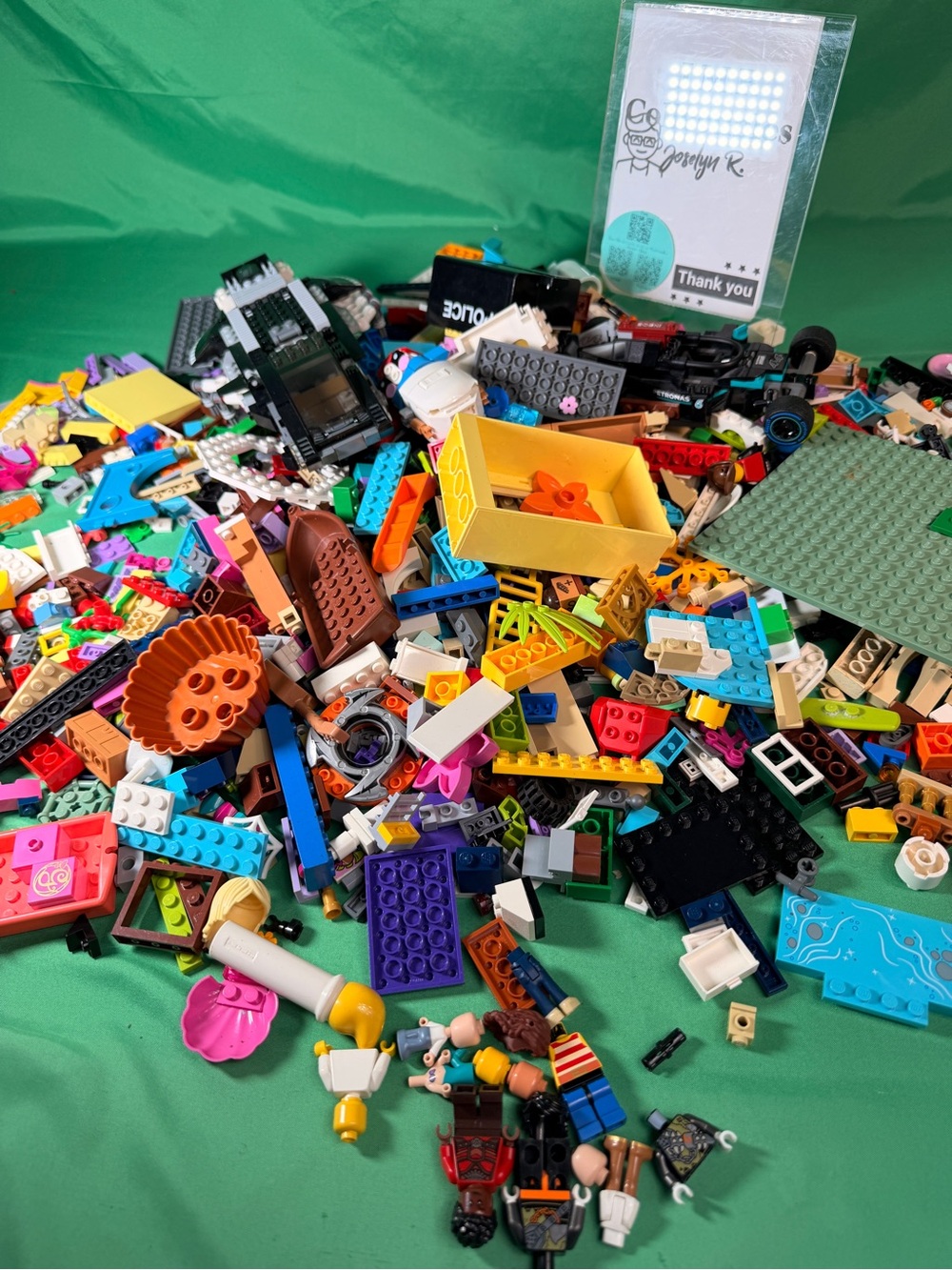 4lb Lego Bulk Lot: Assorted Bricks, Mini-figures used 4 Figure - Picture 15 of 15